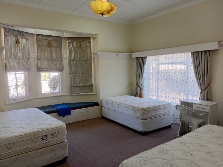 To Let 4 Bedroom Property for Rent in Selborne Eastern Cape